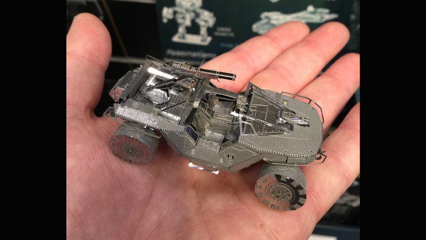 Fascinations' Halo Metal Earth Warthog